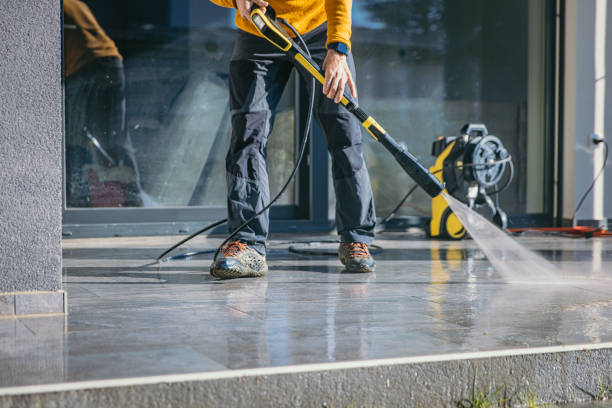 Best Commercial Building Pressure Washing  in Nederland, TX